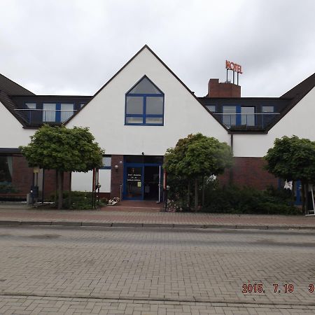 Hotel Ziegenkrug Schweriner Tor Pampow ภายนอก รูปภาพ