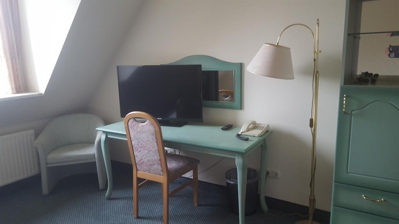 Hotel Ziegenkrug Schweriner Tor Pampow ภายนอก รูปภาพ