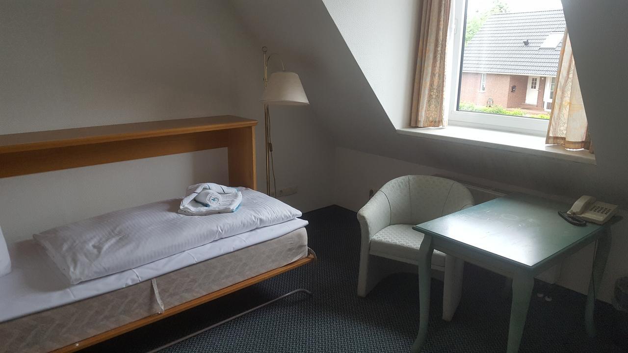 Hotel Ziegenkrug Schweriner Tor Pampow ภายนอก รูปภาพ